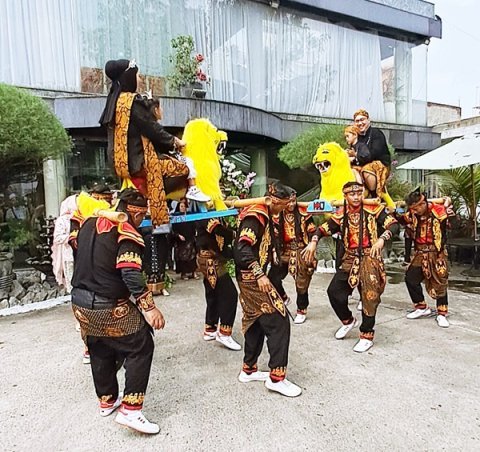 Sanggar Sisingaan Suryamasdilaga