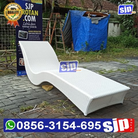 PROMO september pengrajin jual sunbed sun lounger kursi santai kolam renang rotan sintetis model lengkung S  Harga Sofa Rotan Minimalis, Harga Sofa Rotan Plastik, Jual Furniture Dari Rotan, Jual Furniture Rotan Bogor, Jual Furniture Rotan Di Karawang, Jual Furniture Rotan Di Purwokerto, Jual Furniture Rotan Murah, Jual Furniture Rotan Sintetis, Jual Furniture Rotan Surabaya,